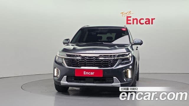 Kia Seltos 2022 — ფოტო 3/20