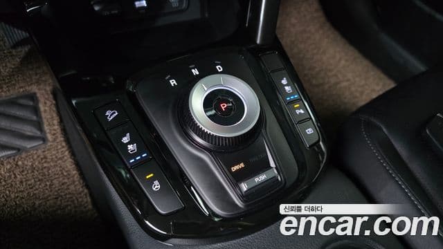 Kia Seltos 2022 — ფოტო 9/20