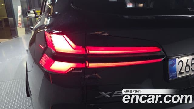 BMW X5 2025 — Photo 29/35