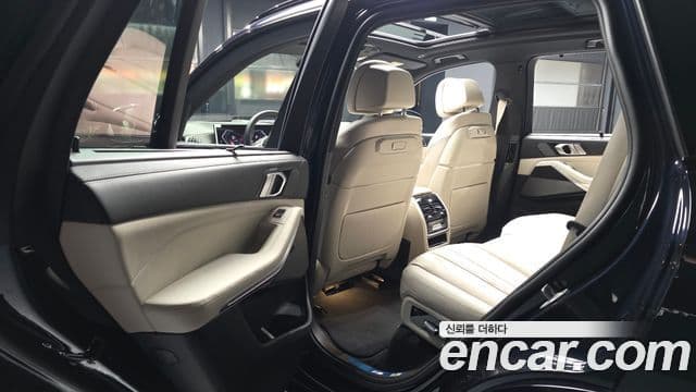 BMW X5 2025 — Photo 23/35