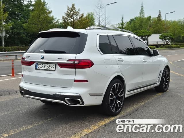 BMW X7 2022 — Photo 20/20