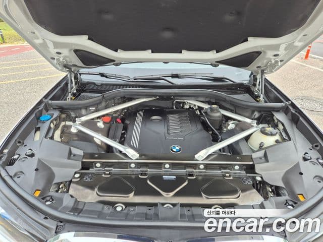 BMW X7 2022 — Photo 6/20