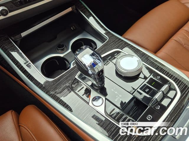 BMW X7 2022 — Photo 7/20