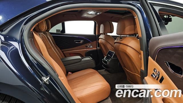 Bentley Flying Spur 2021 — Şəkil 12/20