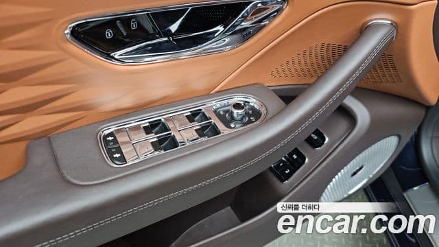 Bentley Flying Spur 2021 — Photo 14/39