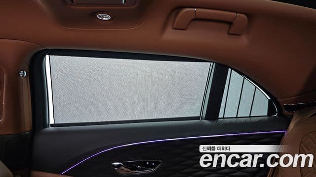 Bentley Flying Spur 2021 — Photo 12/39