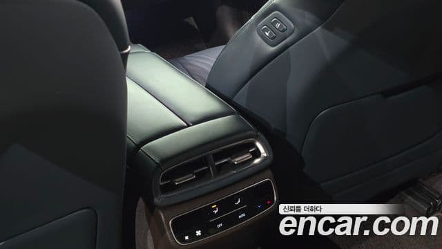 Genesis G80 2020 — Photo 30/31