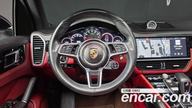 Porsche Cayenne 2019 — Photo 5/20