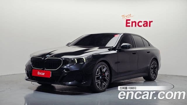 BMW 5 Series 2025 — ფოტო 1/20