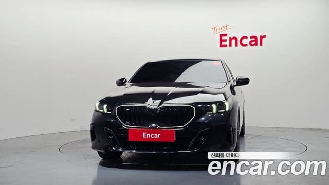 BMW 5 Series 2025 — ფოტო 3/20