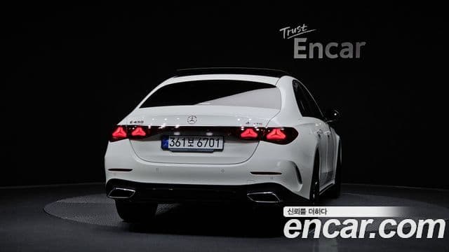 Mercedes-Benz E-Class 2026 — фото 3 из 20