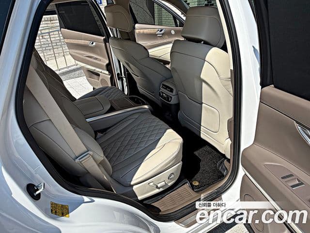 Genesis GV80 2022 — ფოტო 8/12