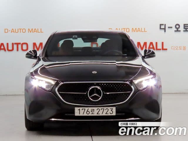 Mercedes-Benz E-Class 2025 — ფოტო 1/20