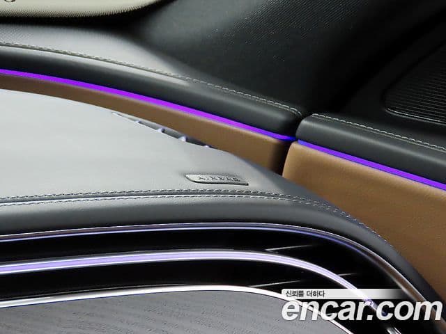Mercedes-Benz E-Class 2025 — ფოტო 15/20