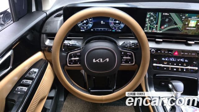 Kia Carnival 2022 — Фото 13/20