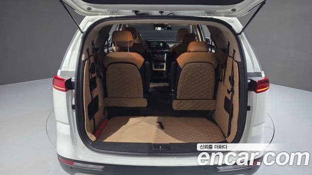 Kia Carnival 2022 — Фото 20/20