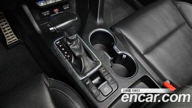 Kia Sportage The Bold 2021 — Фото 9/20