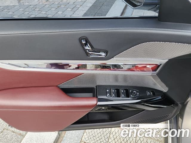 BMW 7 Series 2023 — Şəkil 7/14