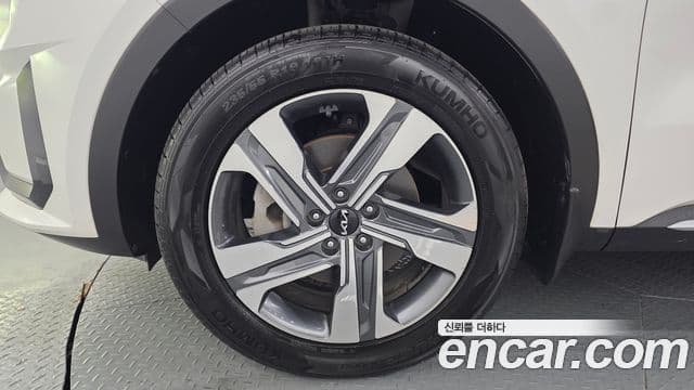Kia Sorento 2023 — Şəkil 5/20