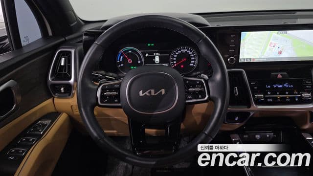 Kia Sorento 2023 — Şəkil 16/20