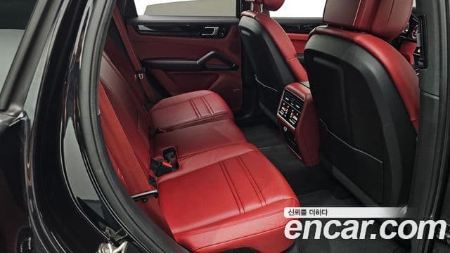 Porsche Cayenne 2020 — Şəkil 12/20