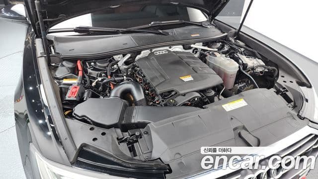 Audi A6 2021 — ფოტო 6/20
