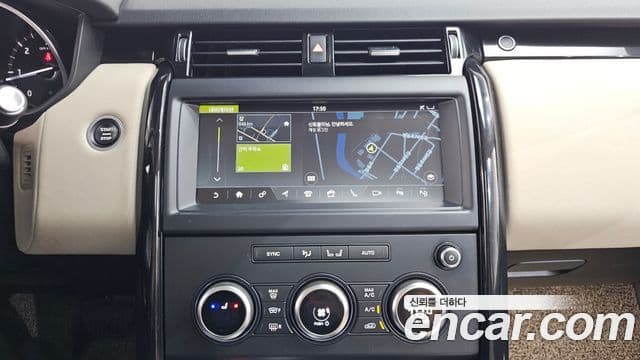 Land Rover Discovery 5 2020 — Şəkil 12/20