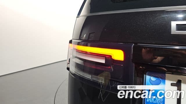 Land Rover Discovery 5 2020 — Photo 17/34