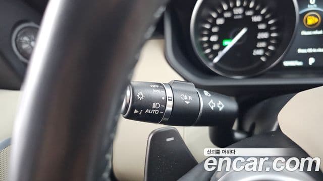 Land Rover Discovery 5 2020 — Photo 9/34