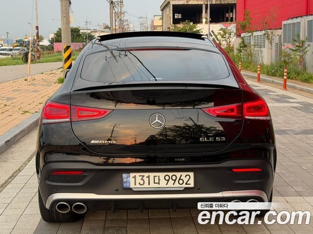 Mercedes-Benz GLE-Class 2023 — Фото 3/18