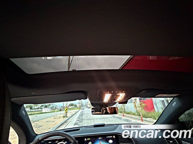 Mercedes-Benz GLE-Class 2023 — Фото 12/18