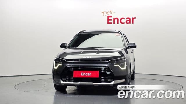Kia Niro 2022 — ფოტო 3/20