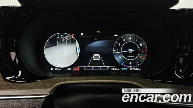 Kia K5 2022 — ფოტო 8/20