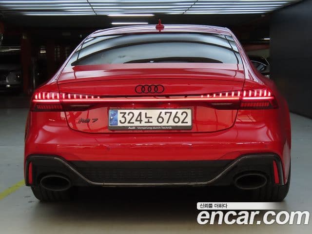 Audi RS7 2021 — Photo 12/20
