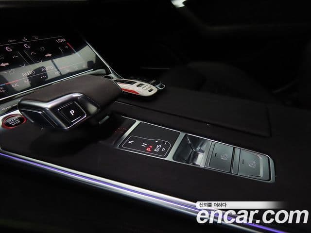 Audi RS7 2021 — Photo 2/20