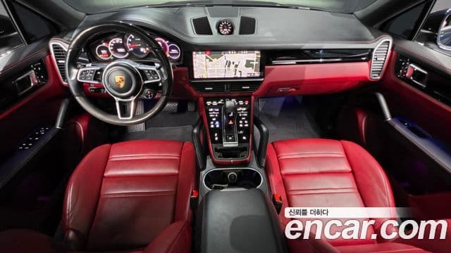 Porsche Cayenne 2021 — Şəkil 14/40