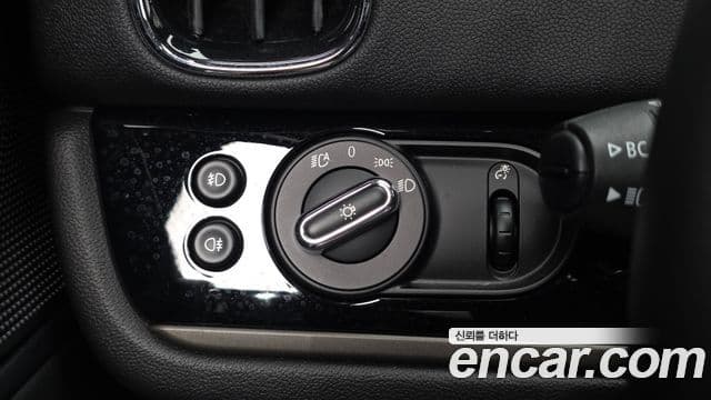 Mini Cooper Countryman 2022 — Şəkil 19/20