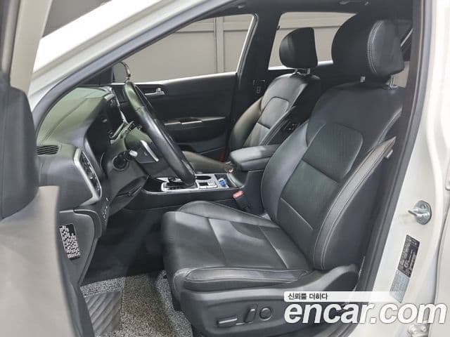 Kia Sportage The Bold 2020 — Фото 13/20