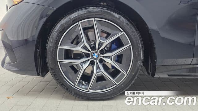 BMW 5 Series 2025 — ფოტო 5/20