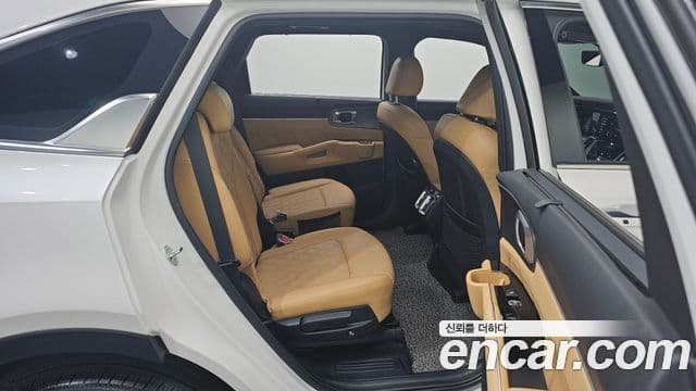Kia Sorento 2023 — ფოტო 11/20