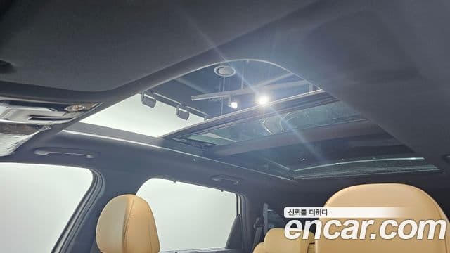 Kia Sorento 2023 — ფოტო 19/20