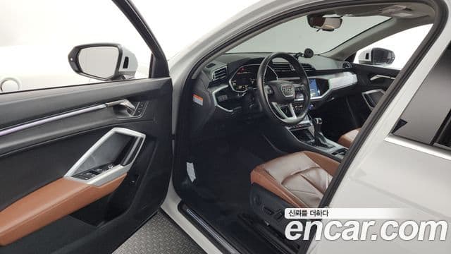 Audi Q3 2023 — ფოტო 10/20
