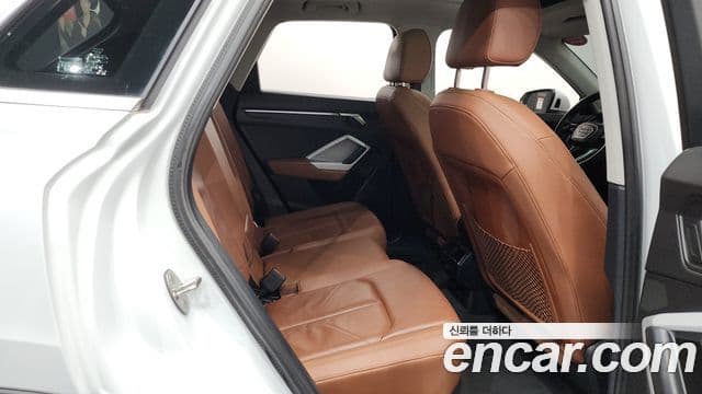 Audi Q3 2023 — ფოტო 11/20