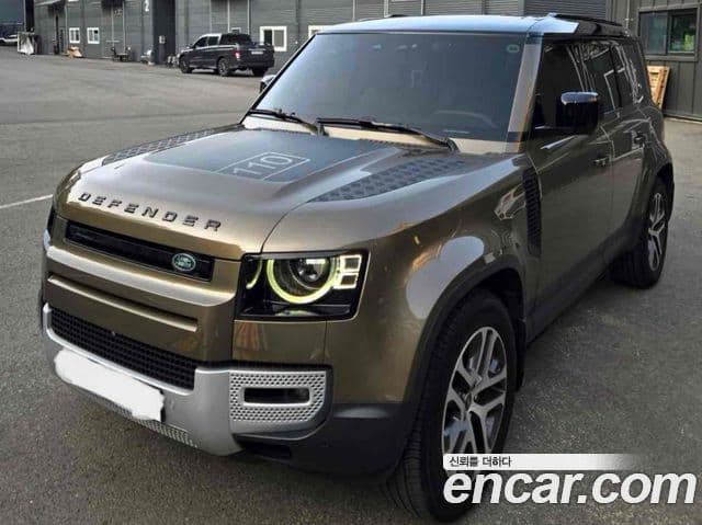 Land Rover Defender 2023 — Photo 3/8