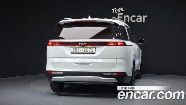 Kia Carnival 2023 — Фото 4/20