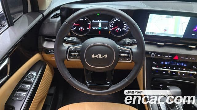 Kia Carnival 2023 — Фото 12/20