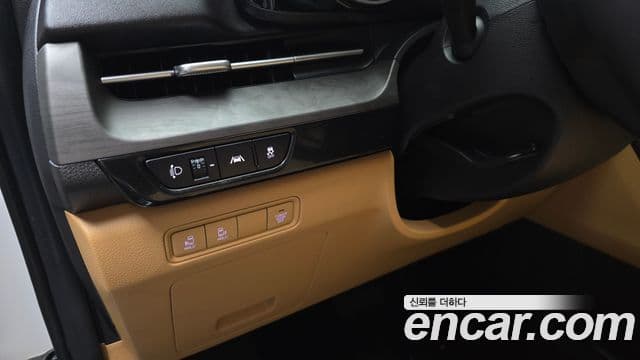 Kia Carnival 2023 — Фото 14/20