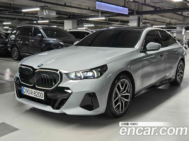 BMW 5 Series 2025 — ფოტო 2/20