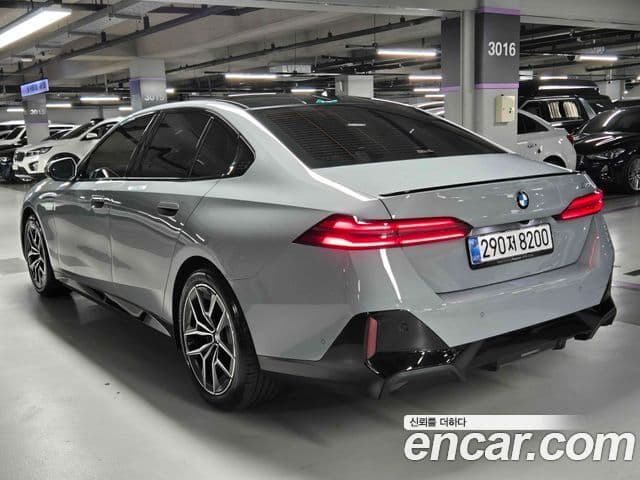 BMW 5 Series 2025 — ფოტო 3/20