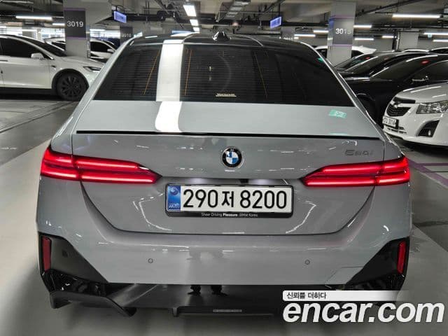 BMW 5 Series 2025 — ფოტო 4/20